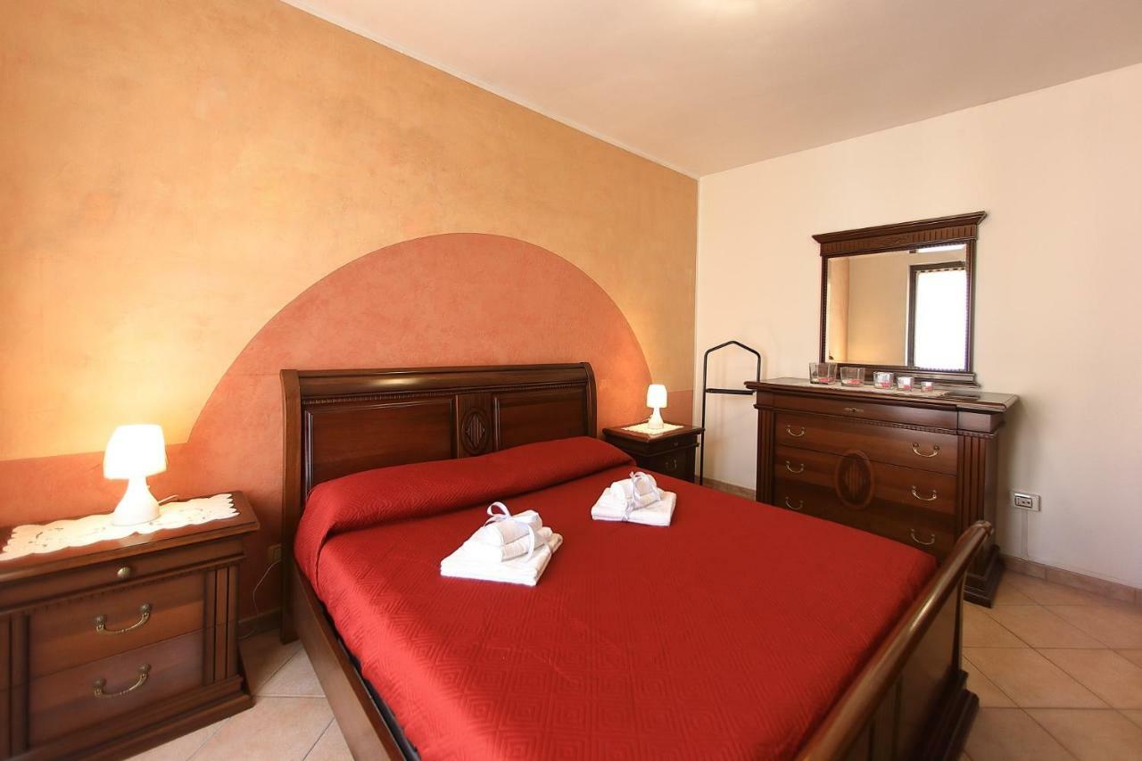 Residenza Franca Villa Valeggio sul Mincio Bagian luar foto