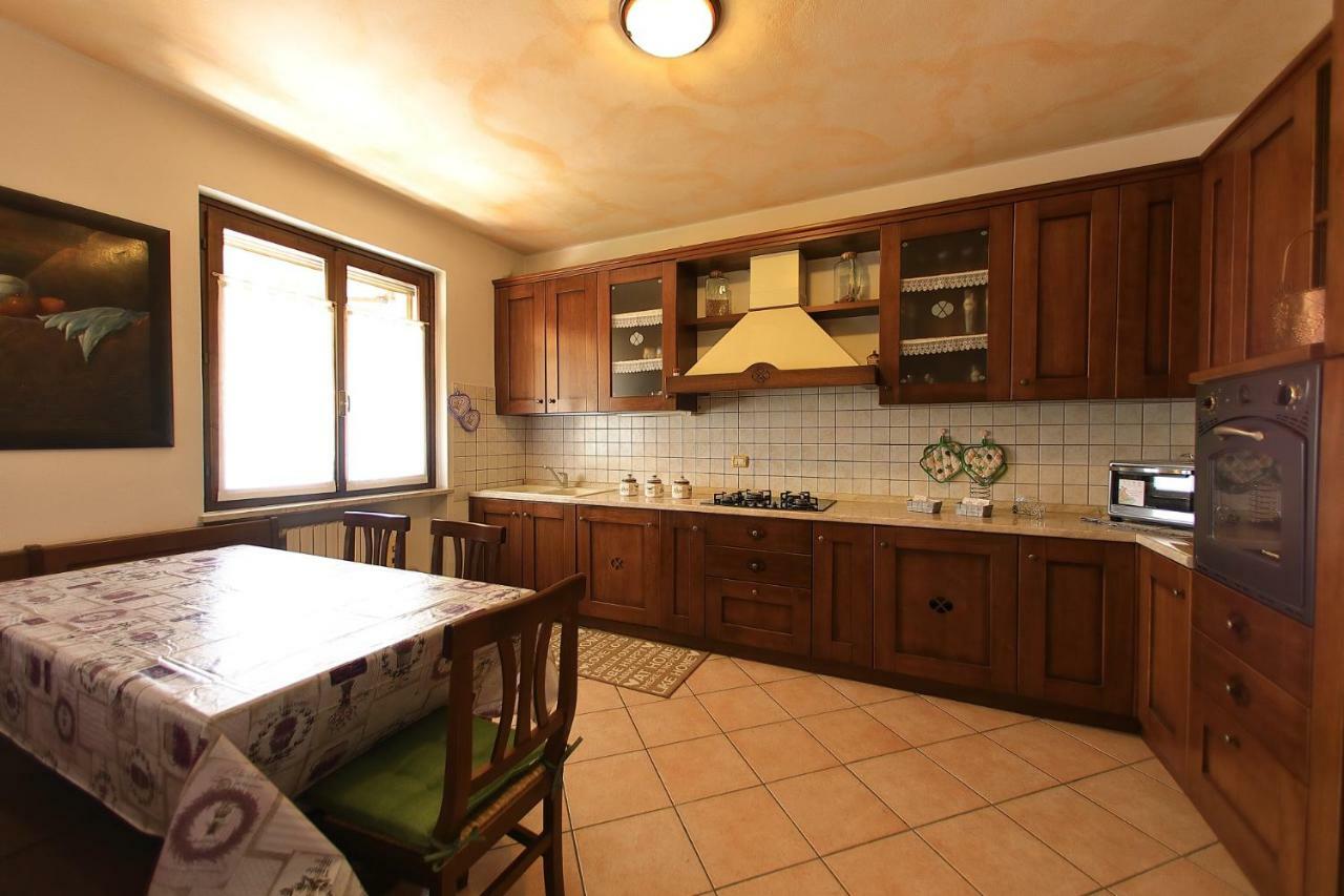 Residenza Franca Villa Valeggio sul Mincio Bagian luar foto